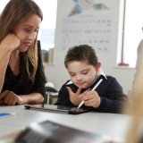Les aides à la vie scolaire sont indispensables au fonctionnement de l'école actuelle.